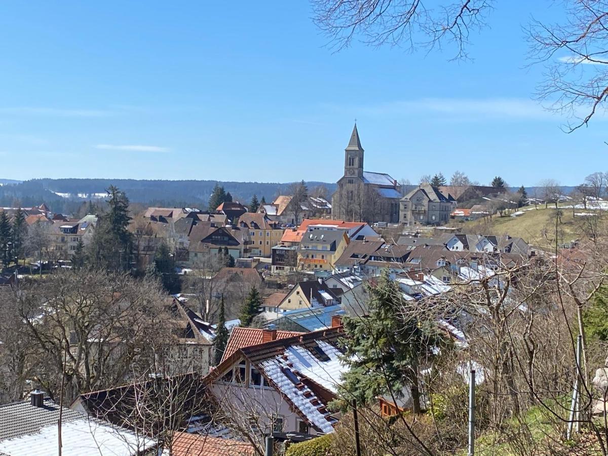 Ferienwohnung Lang - Schoene 3-Zimmer-Wohnung Bonndorf im Schwarzwald Buitenkant foto